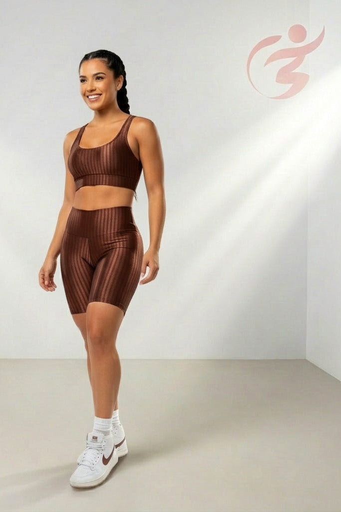Conjunto Vibra Fitness Bermuda e Top em Poliamida