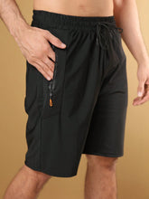 Vendedor Indicado
Shorts de seda gelada de secagem rápida para academia masculina