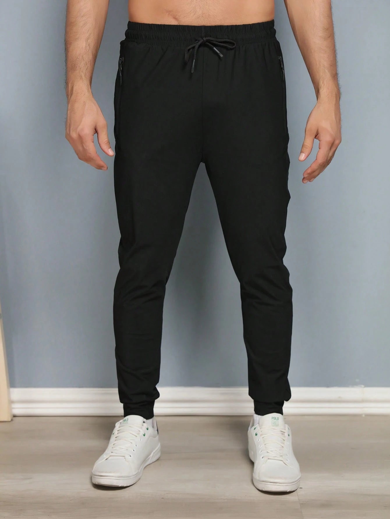 Vendedor IndicadoCalça Masculina Jogger Treino Academia Casual Esportiva Tactel Elastano Tamanho P-54 Numero 3 cores