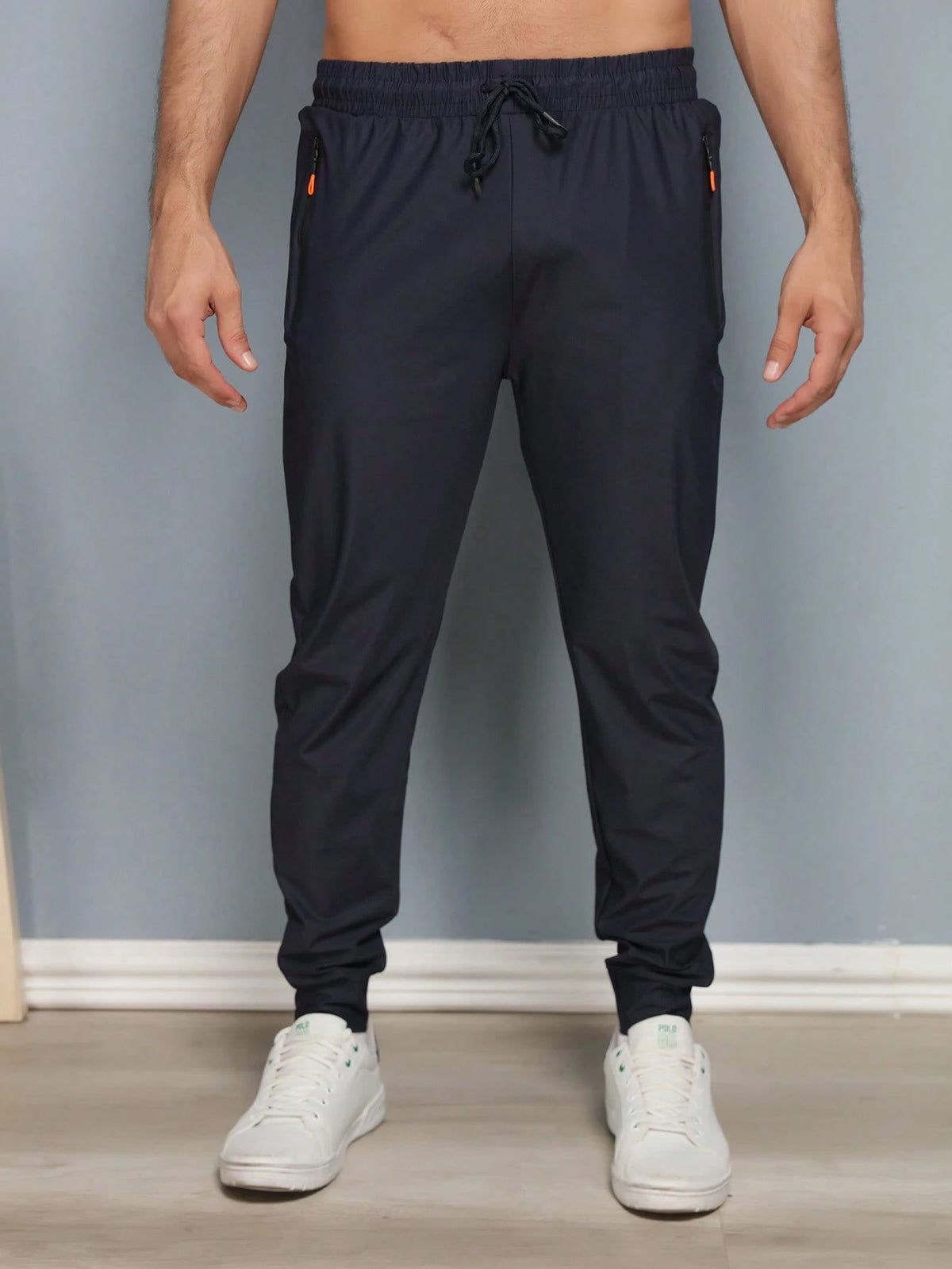 Vendedor IndicadoCalça Masculina Jogger Treino Academia Casual Esportiva Tactel Elastano Tamanho P-54 Numero 3 cores