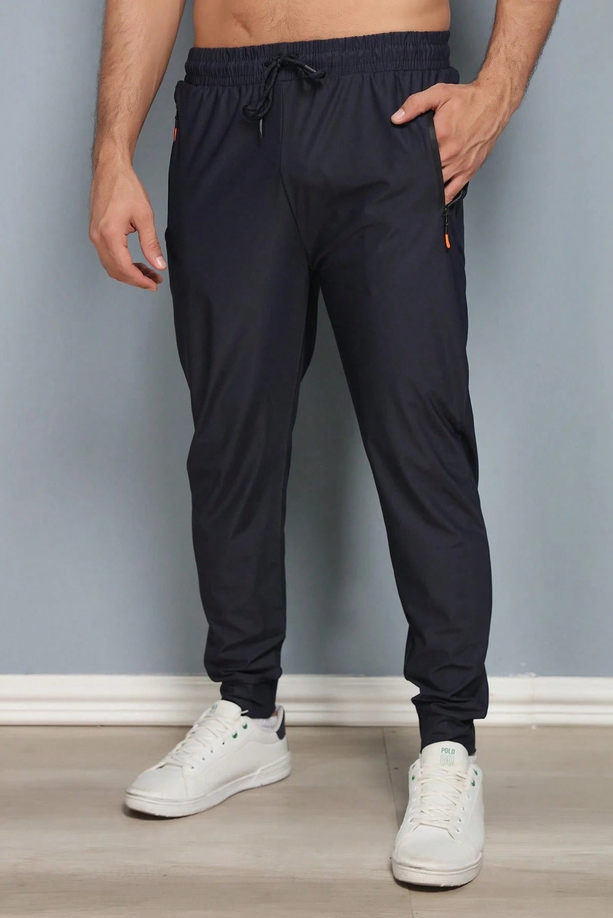 Vendedor IndicadoCalça Masculina Jogger Treino Academia Casual Esportiva Tactel Elastano Tamanho P-54 Numero 3 cores