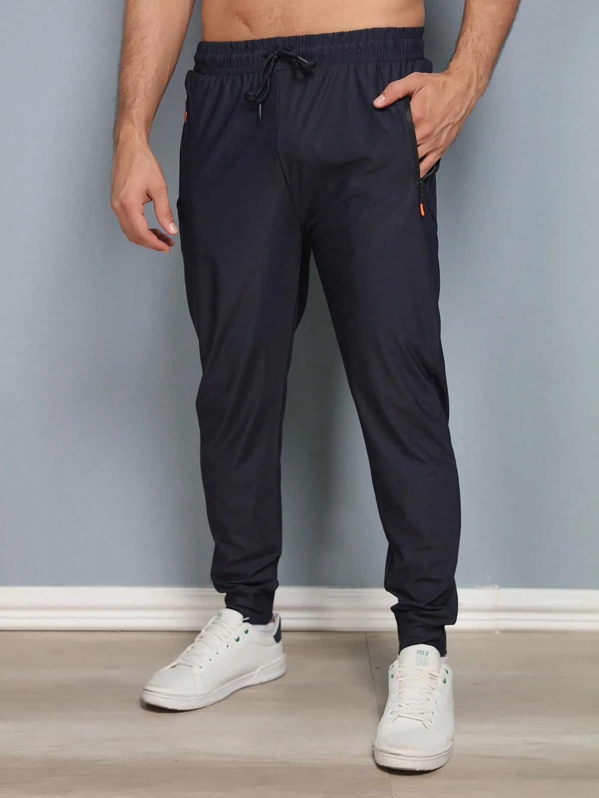Vendedor IndicadoCalça Masculina Jogger Treino Academia Casual Esportiva Tactel Elastano Tamanho P-54 Numero 3 cores