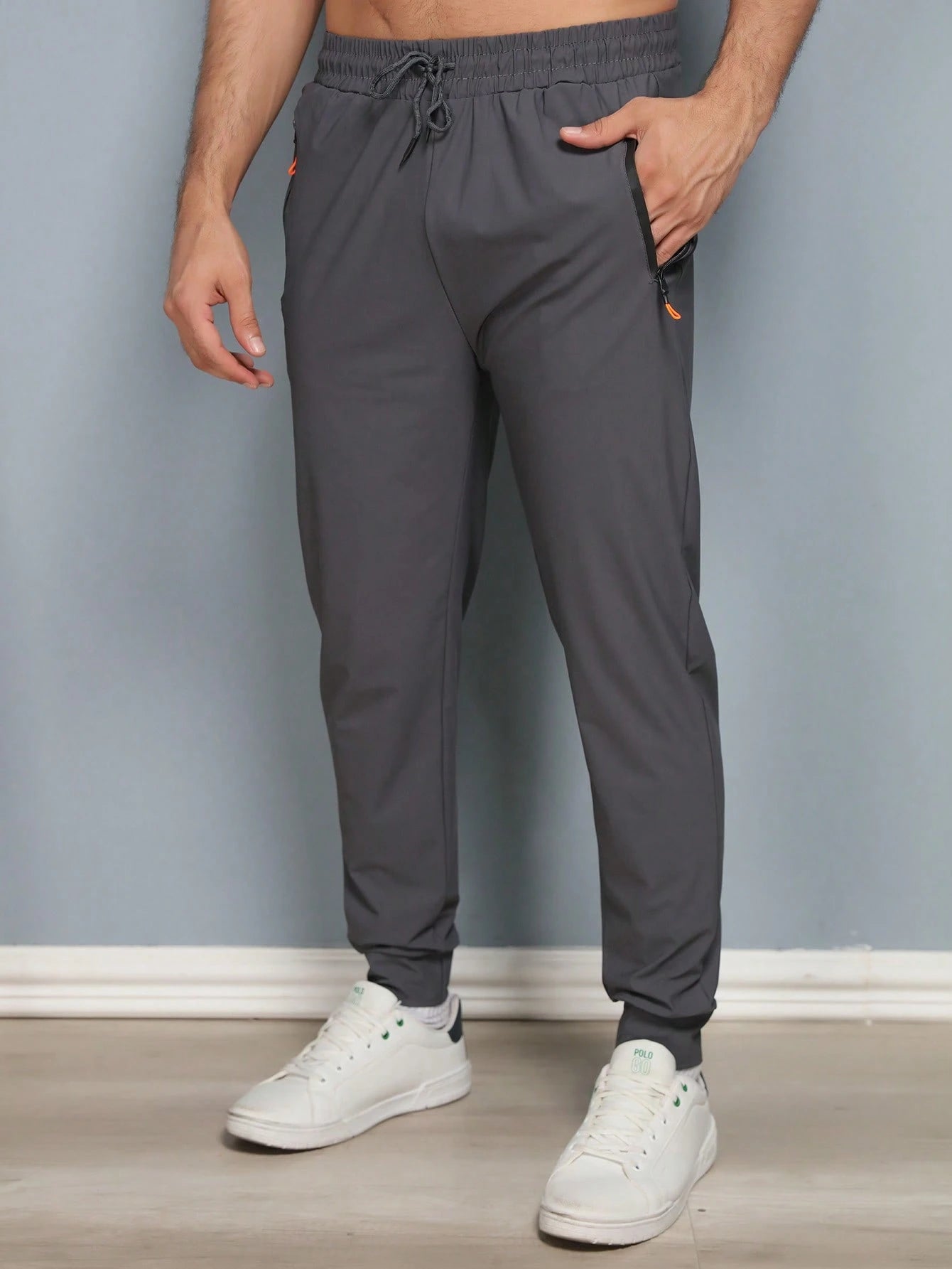 Calça Jogger Masculina com Cordão -Tecido Leve e Confortável