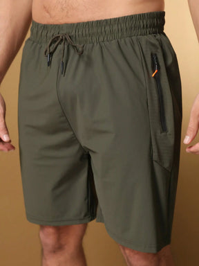 Bermuda Masculina com Cordão e Bolsos