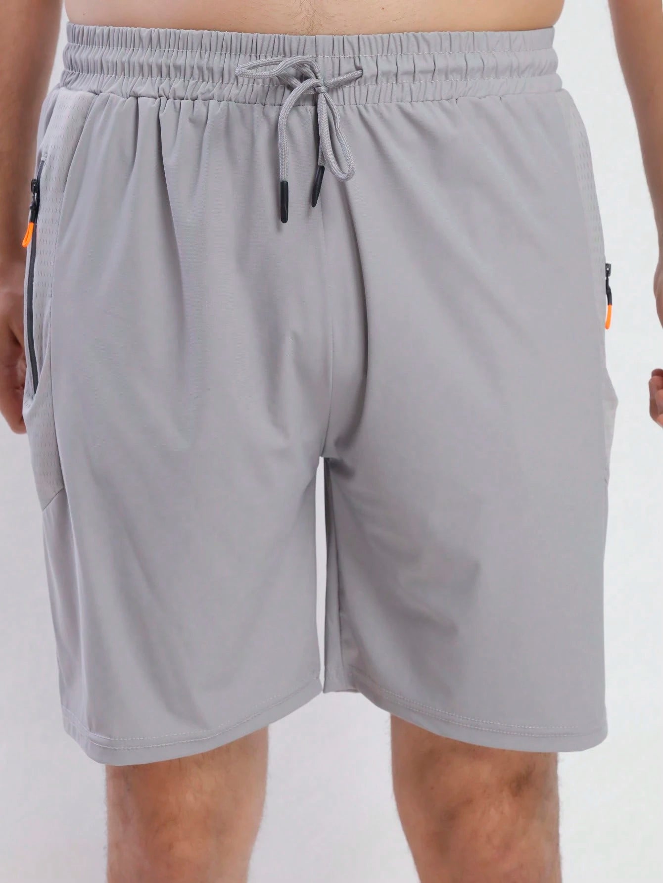 Vendedor Indicado
Shorts de seda gelada de secagem rápida para academia masculina