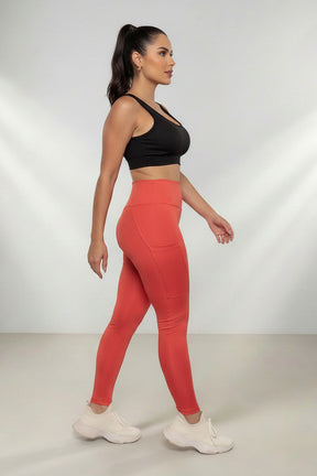 Calça Legging Fitness com Bolso Proteção UV50+ em Poliamida