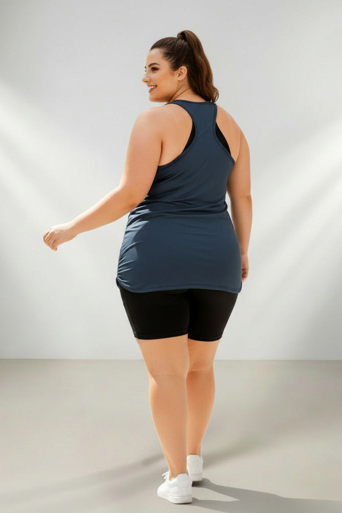 Regata Fitness Feminina Plus Size Dry Fit (Tapa Bumbum)